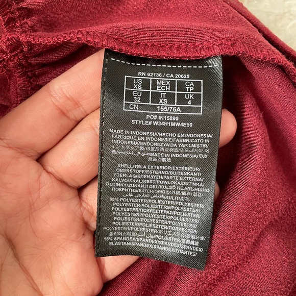 Guess peplum top. - Picture 4 of 6